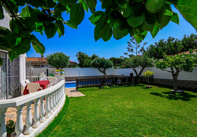 Villa en Miami Playa - VILLA ALBADA