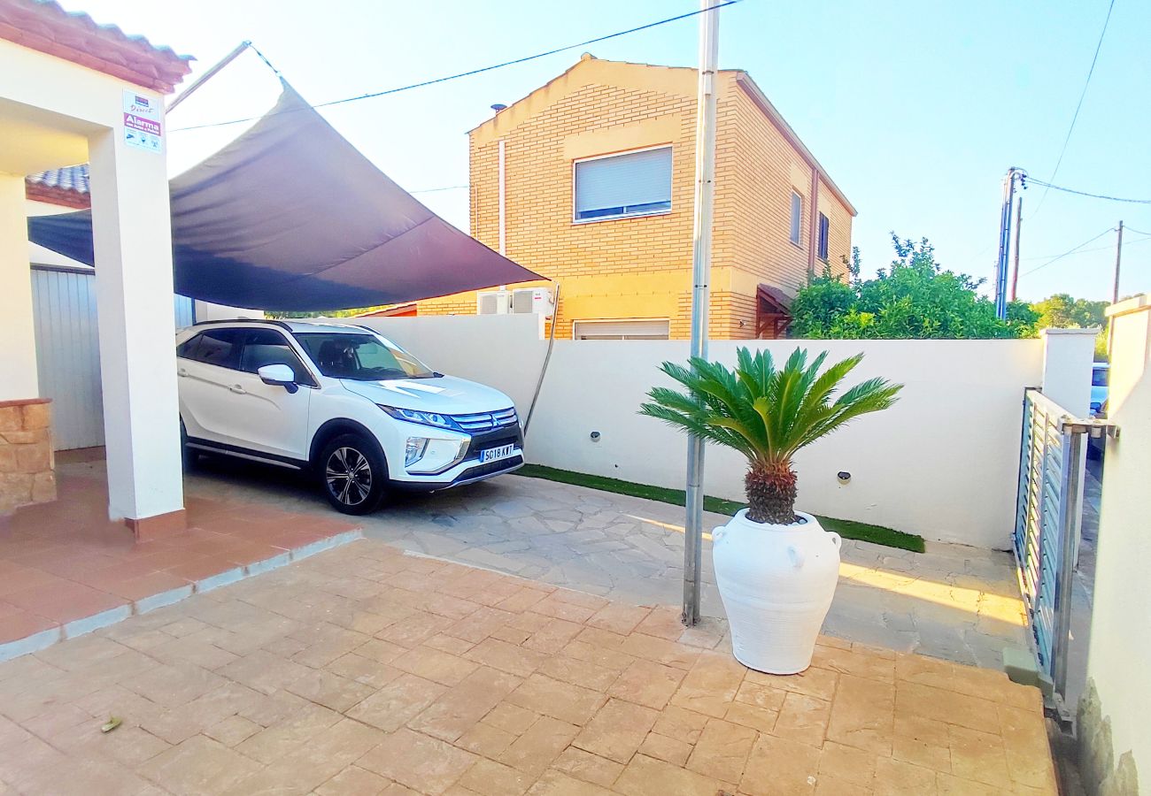 Villa en Mont-Roig del Camp - Villa Luka by Parc Mont-roig