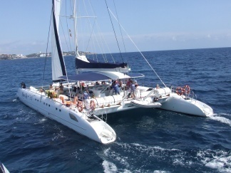 Ausflug mit dem Katamaran an der Costa Dorada