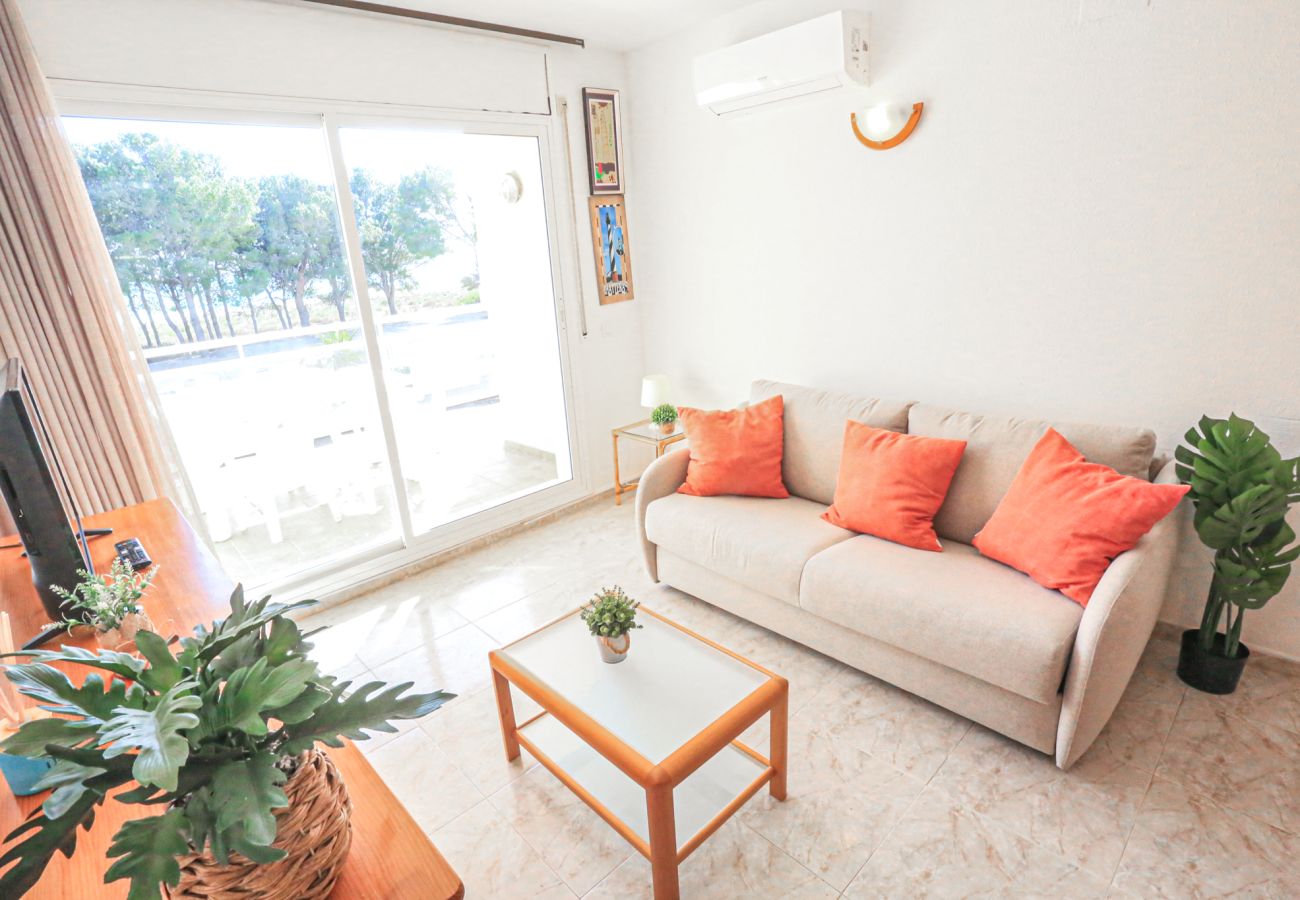 Ferienwohnung in Hospitalet de L´Infant - Arcos del MAR 1º F