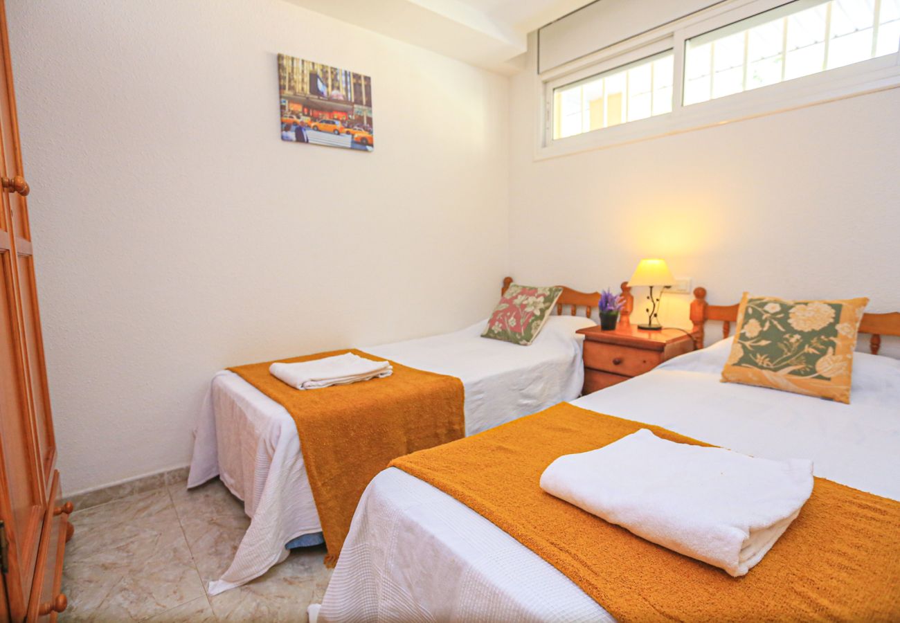 Ferienwohnung in Hospitalet de L´Infant - Arcos del MAR 1º F