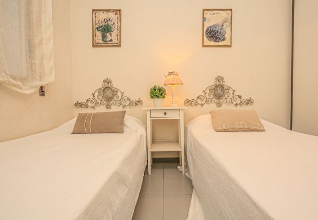 Ferienwohnung in Cambrils - GOLF B BJS 13 Ferienwohnung in Cambrils - GOLF B BJS 13