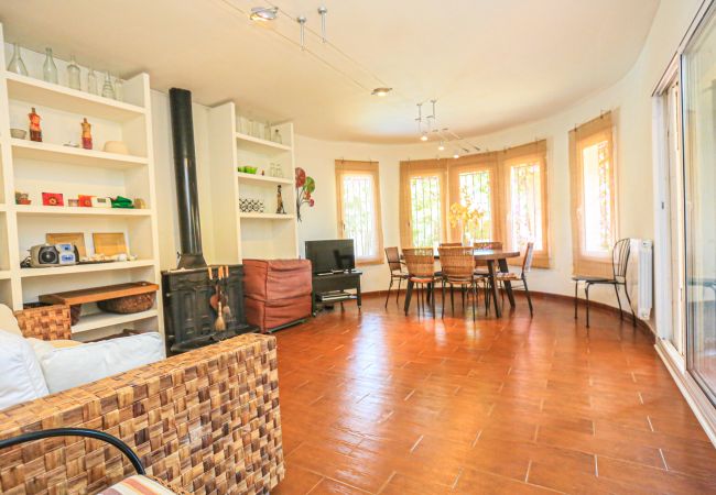 Villa in Cambrils - VILLA FALGUERA Villa in Cambrils - VILLA FALGUERA