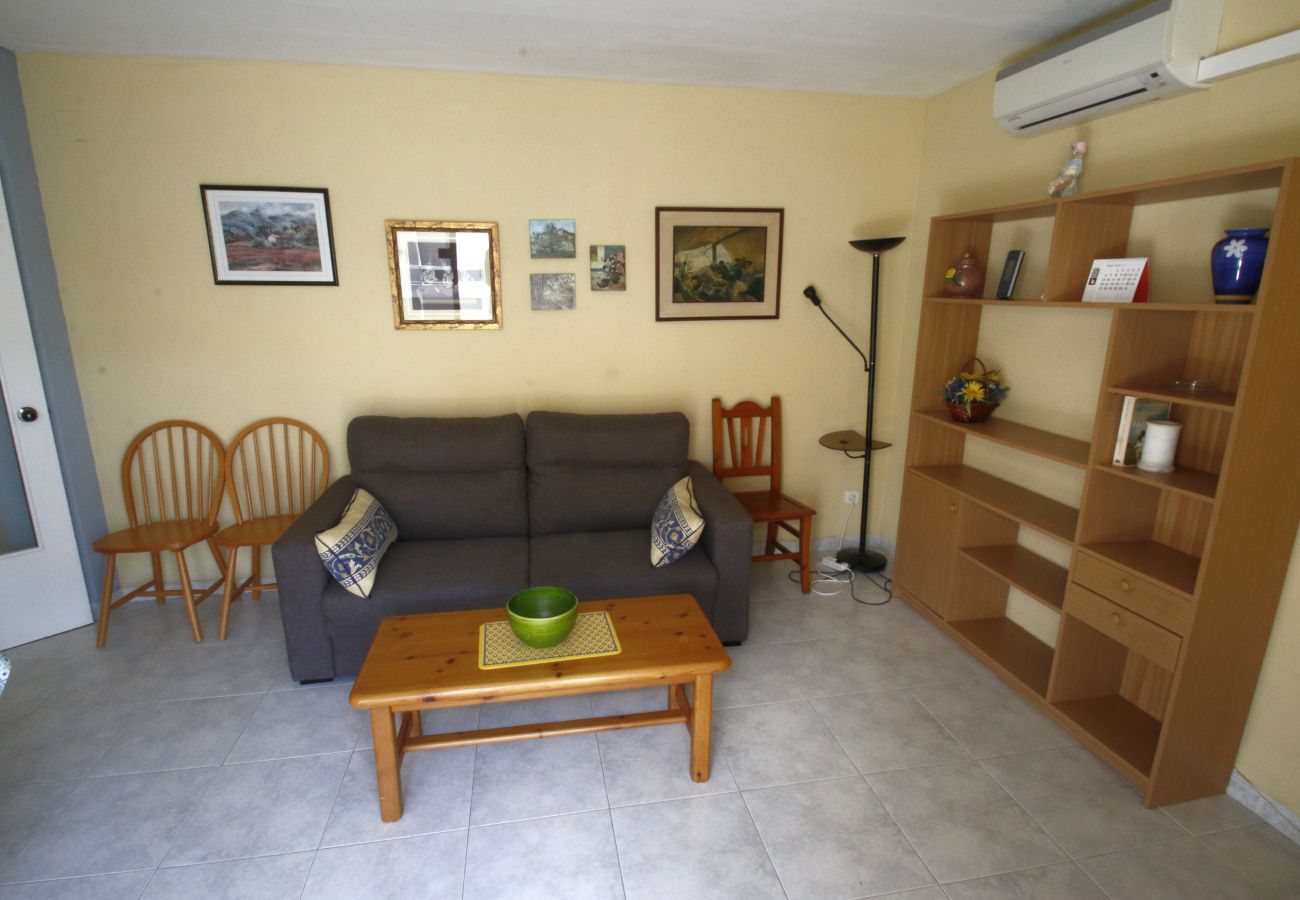 Ferienwohnung in Miami Playa - Villa Adriana A A306, Parc Mont-roig