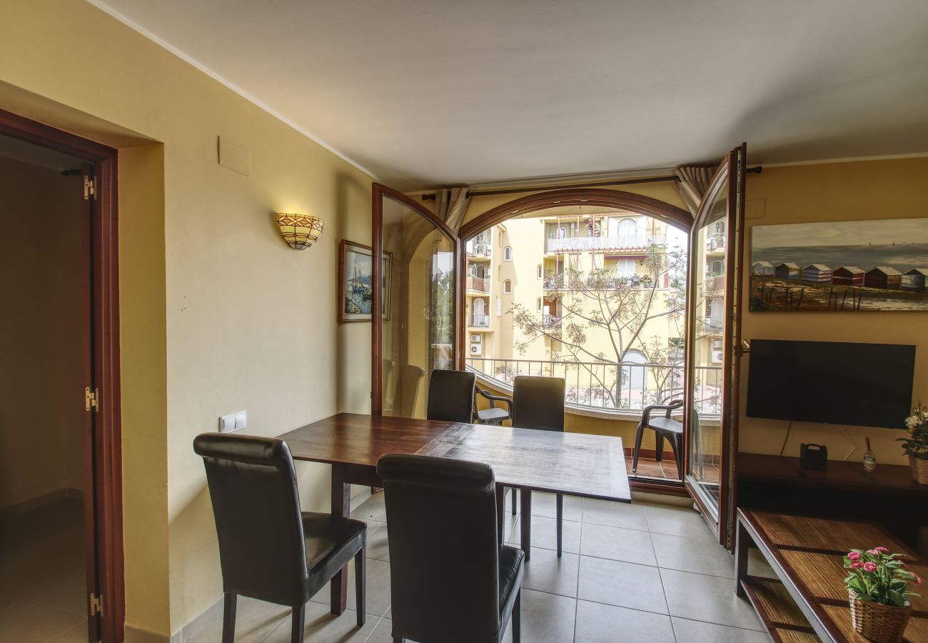 Ferienwohnung in Miami Playa - Vila Romana Apartamento Capri
