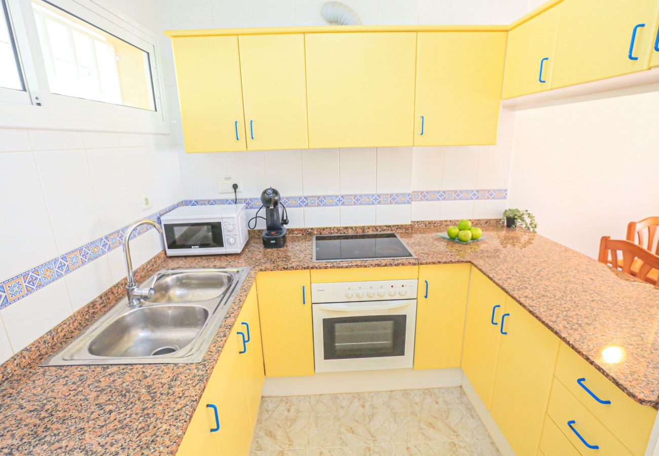 Apartment in Hospitalet de L´Infant - Arcos del MAR 1º F