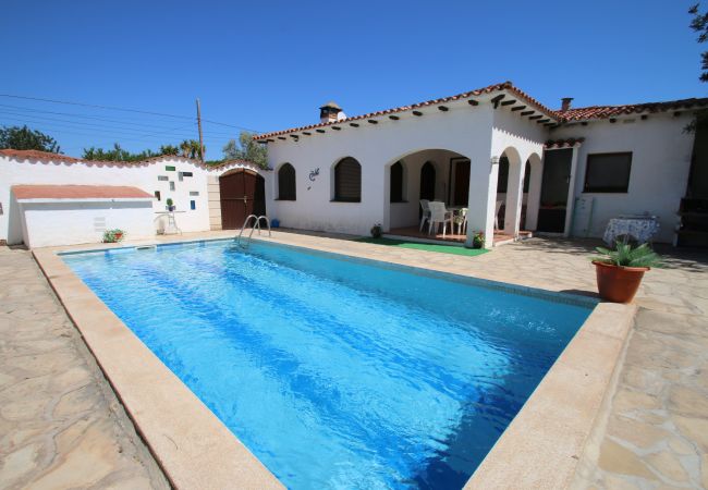 Villa in Mont-Roig del Camp - Villa Rustical 9 Costa Dorada Villa in Mont-Roig del Camp - Villa Rustical 9 Costa Dorada