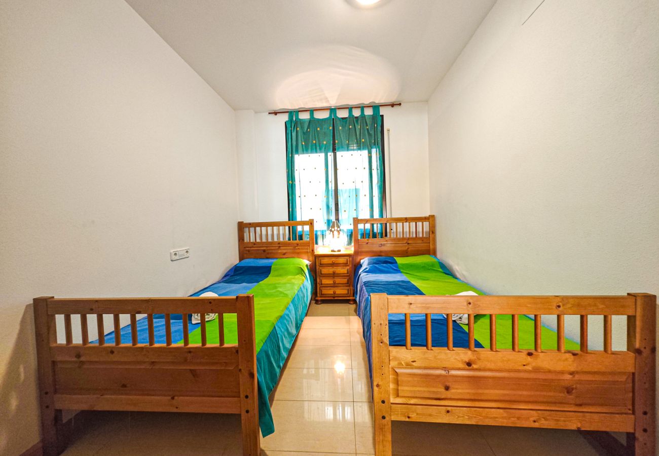 Apartment in Cambrils - Paradis 33 2 2