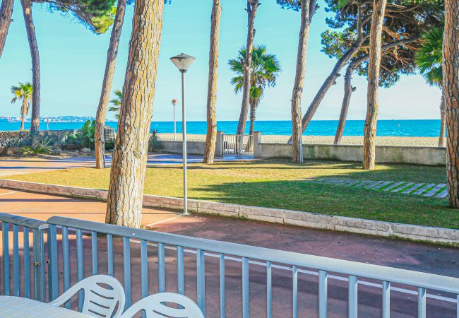 Apartment in Cambrils - PINS I MAR BAJOS Apartment in Cambrils - PINS I MAR BAJOS