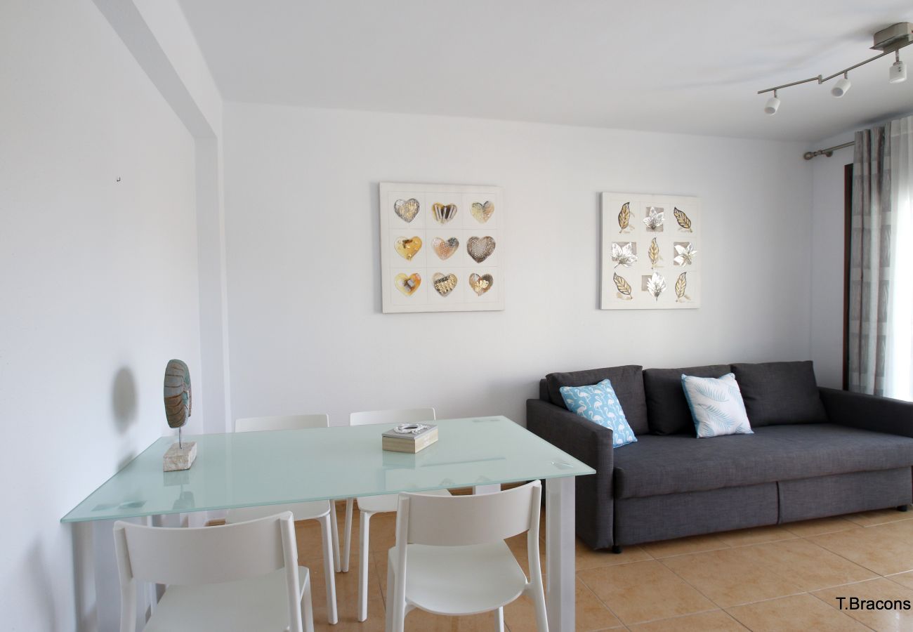 living room tourist apartment miami platja