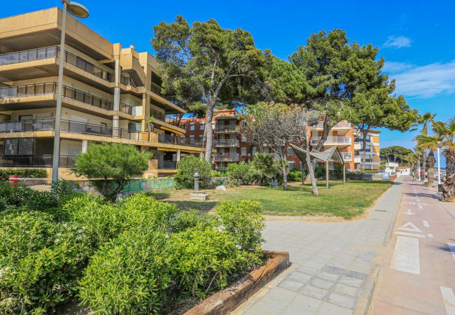 Apartment in Cambrils - TXINGUDI  3 2 Apartment in Cambrils - TXINGUDI  3 2