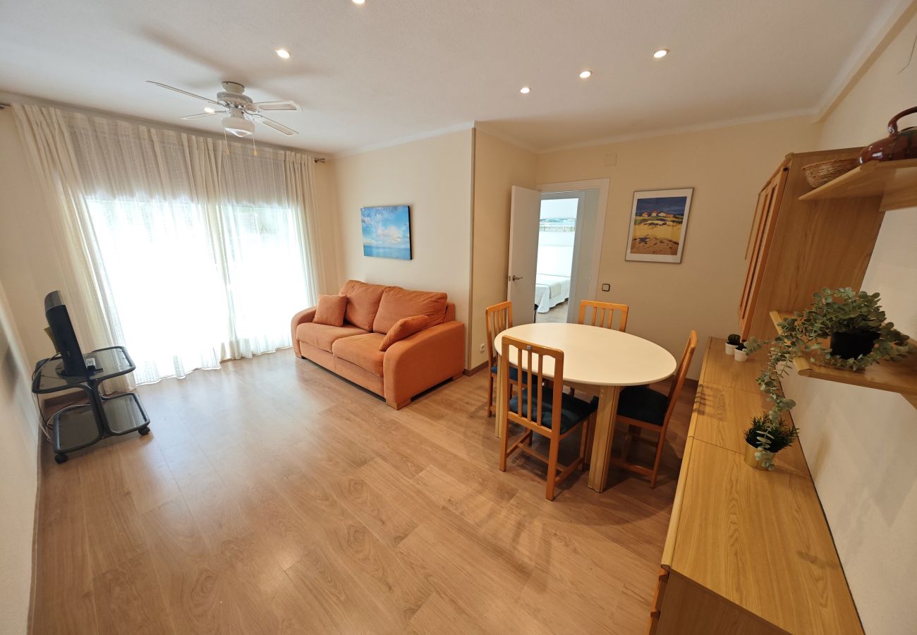 Apartment in Cambrils - PINS I MAR A 3 7