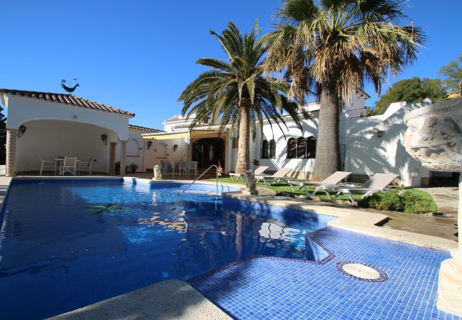 Villa in Miami Playa - Villa Margarita Seaview by Parc Mont-roig Villa in Miami Playa - Villa Margarita Seaview by Parc Mont-roig