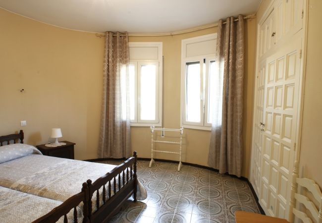 Villa in Miami Playa - Villa Margarita Seaview by Parc Mont-roig Villa in Miami Playa - Villa Margarita Seaview by Parc Mont-roig