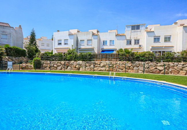 House in Salou - LAS CUMBRES 48 House in Salou - LAS CUMBRES 48