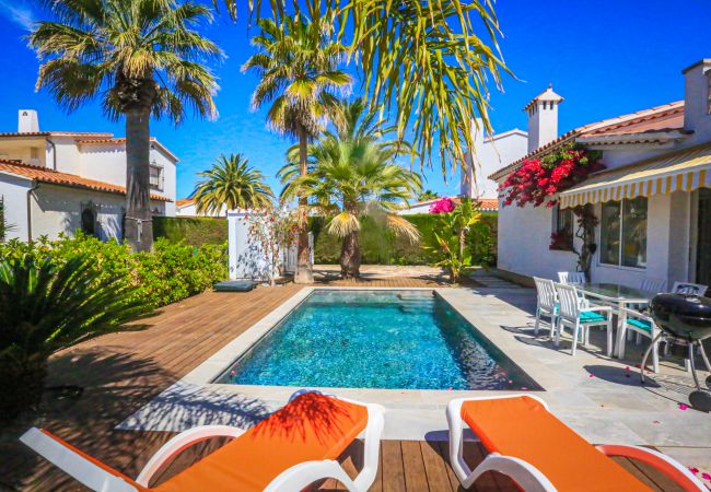 Villa in Cambrils - VILLA MONET Villa in Cambrils - VILLA MONET