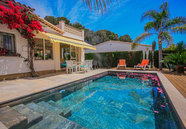 Villa in Cambrils - VILLA MONET Villa in Cambrils - VILLA MONET