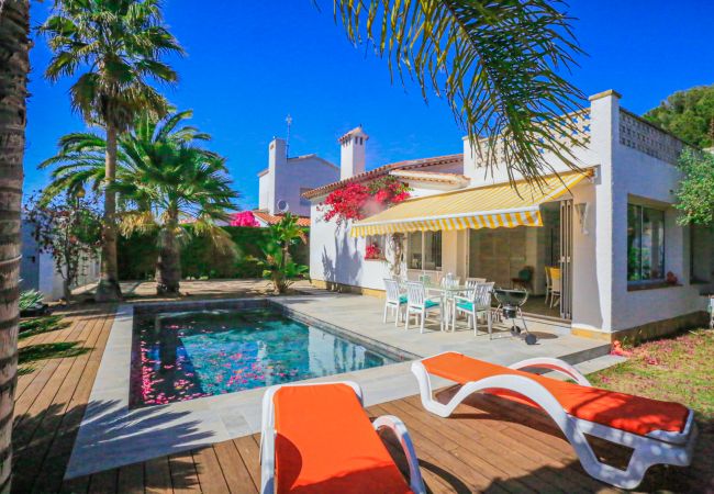 Villa in Cambrils - VILLA MONET Villa in Cambrils - VILLA MONET