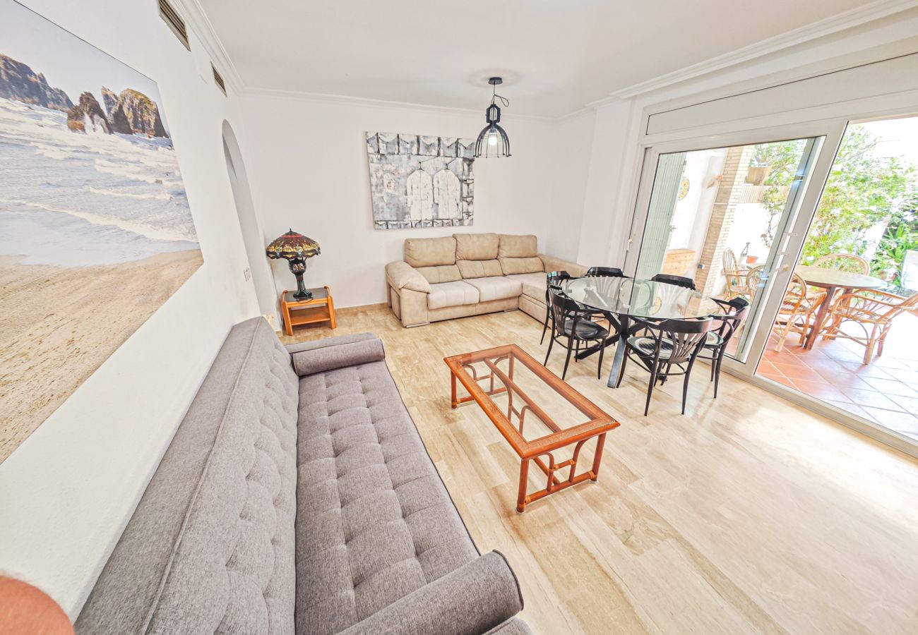 Apartment in Cambrils - Tramuntana Roya Bjs
