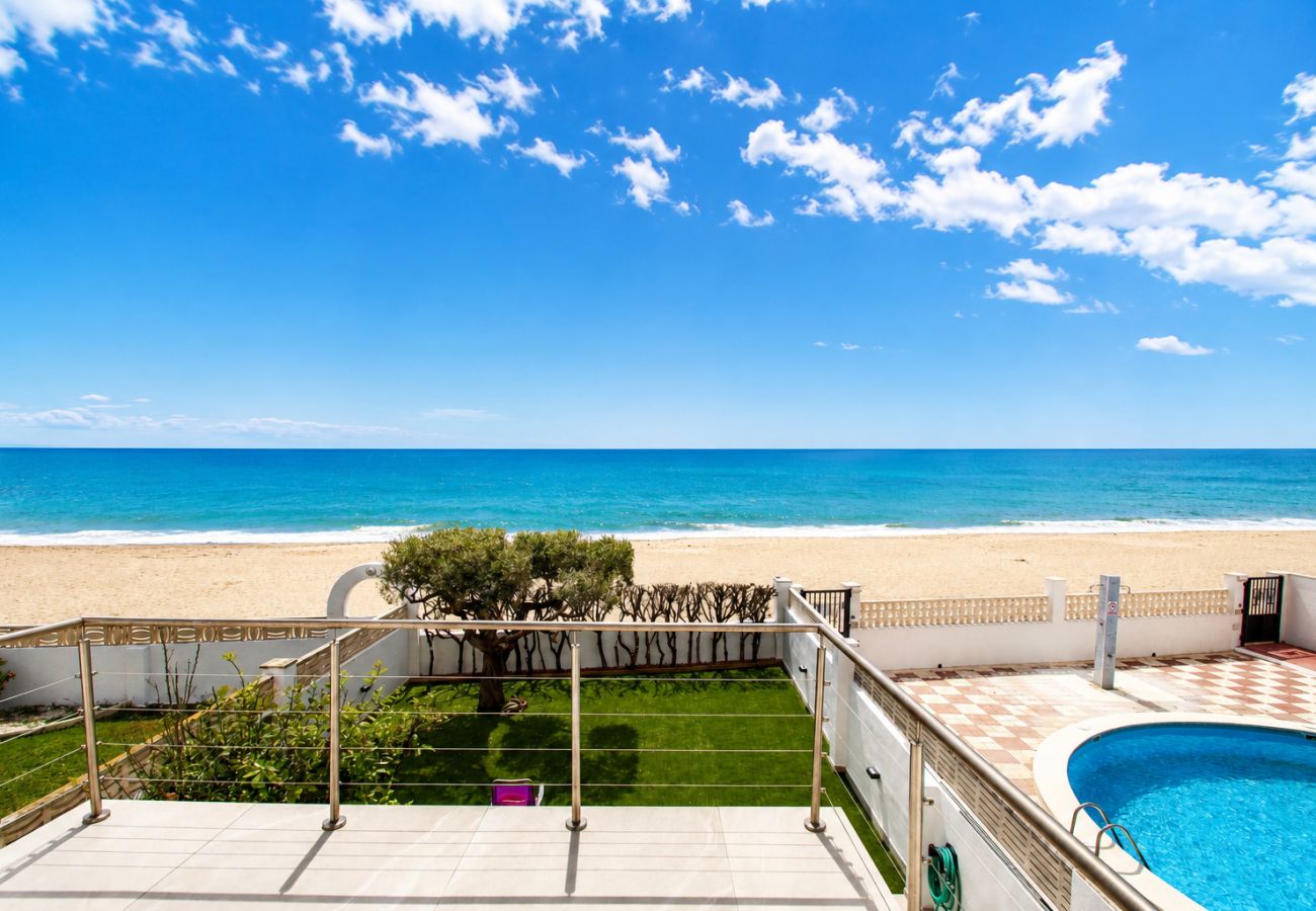 Maison à Miami Playa - Casas Blancas Beach Home by Parc Mont-roig