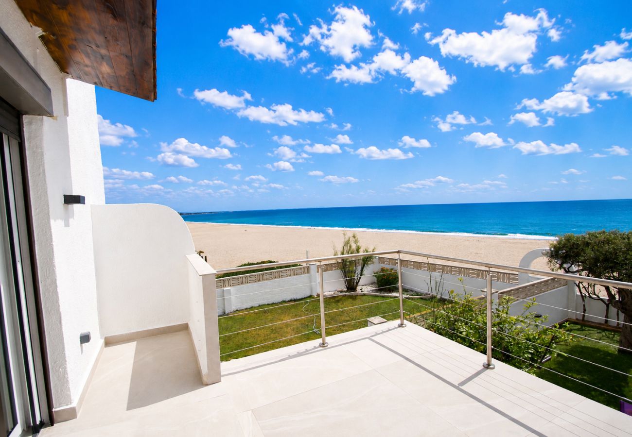 Maison à Miami Playa - Casas Blancas Beach Home by Parc Mont-roig
