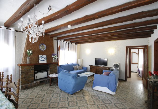 Villa à Mont-Roig del Camp - Villa Rustical 9 Costa Dorada Villa à Mont-Roig del Camp - Villa Rustical 9 Costa Dorada