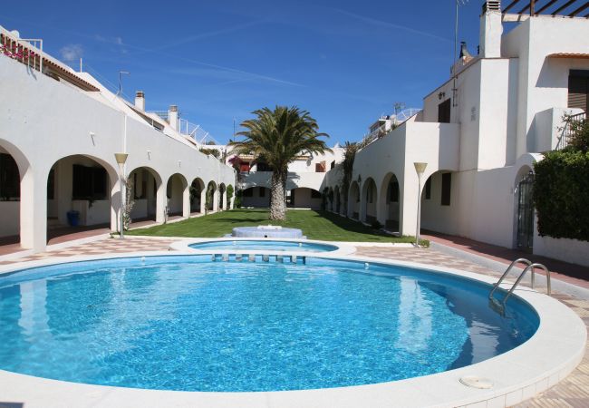 Maison à Miami Playa - Casas Blancas 22, Parc Mont-roig