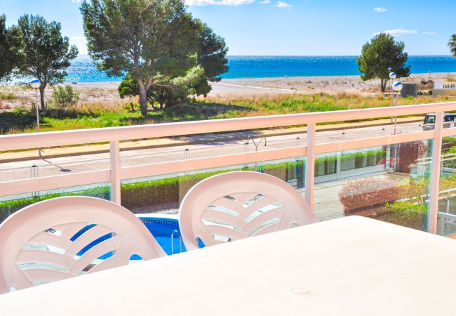 Апартаменты на Hospitalet de L´Infant - Arcos del MAR 1º F