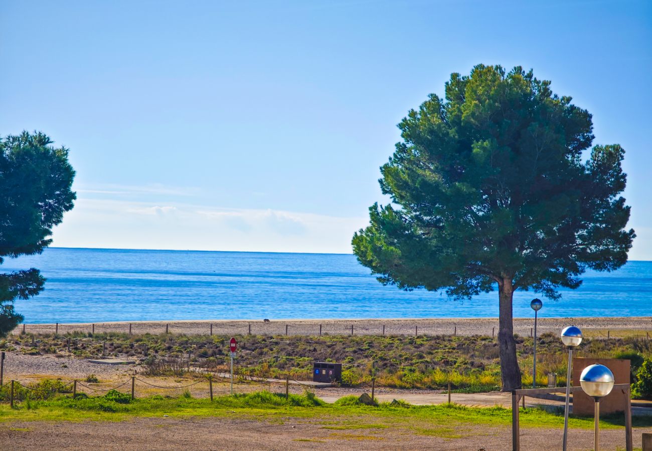 Апартаменты на Оспиталет дель Инфант - Arcos del MAR 1º F