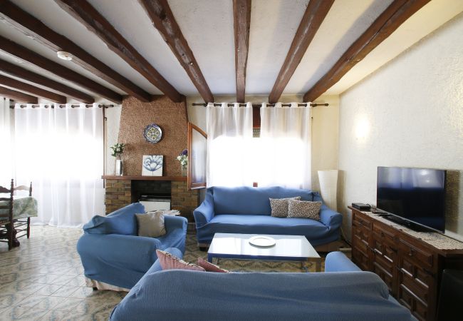 Вилла на Mont-Roig del Camp - Villa Rustical 9 Costa Dorada Вилла на Mont-Roig del Camp - Villa Rustical 9 Costa Dorada