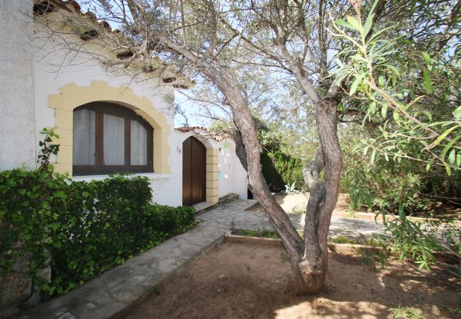 Вилла на Mont-Roig del Camp - Villa Rustical 9 Costa Dorada Вилла на Mont-Roig del Camp - Villa Rustical 9 Costa Dorada