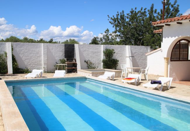 Вилла на Mont-Roig del Camp - Villa Rustical 14 Costa Dorada Вилла на Mont-Roig del Camp - Villa Rustical 14 Costa Dorada