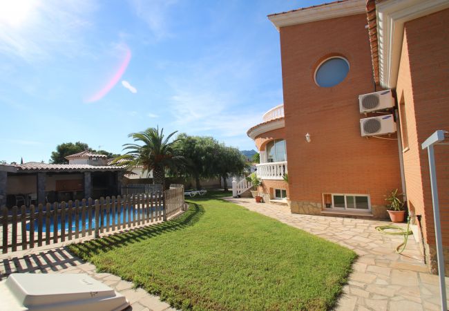 Вилла на Miami Playa - Villa Antonia by Parc Mont-roig Вилла на Miami Playa - Villa Antonia by Parc Mont-roig