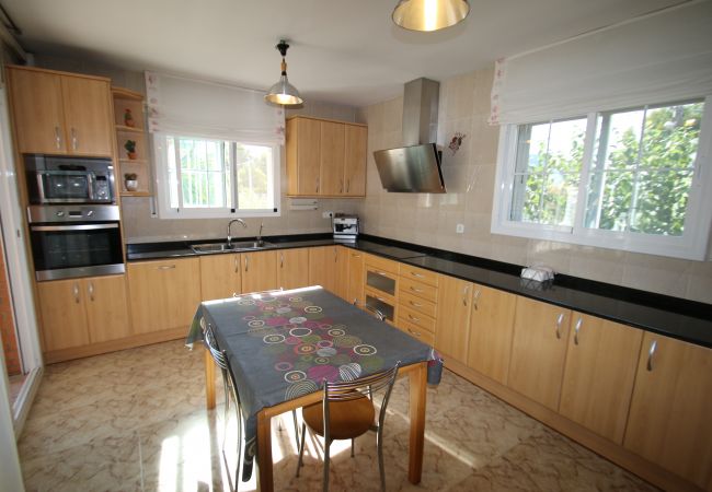 Вилла на Miami Playa - Villa Antonia by Parc Mont-roig Вилла на Miami Playa - Villa Antonia by Parc Mont-roig