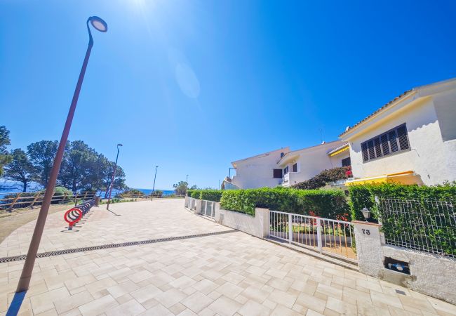 Дом на Miami Playa - CASAS BLANCAS 57 Дом на Miami Playa - CASAS BLANCAS 57