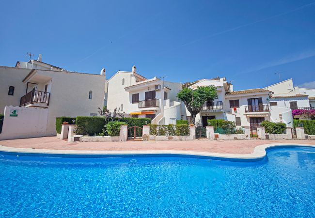 Дом на Miami Playa - CASAS BLANCAS 57 Дом на Miami Playa - CASAS BLANCAS 57