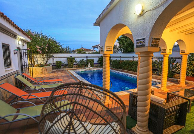 Дом на Cambrils - CASA CORDOBA Дом на Cambrils - CASA CORDOBA
