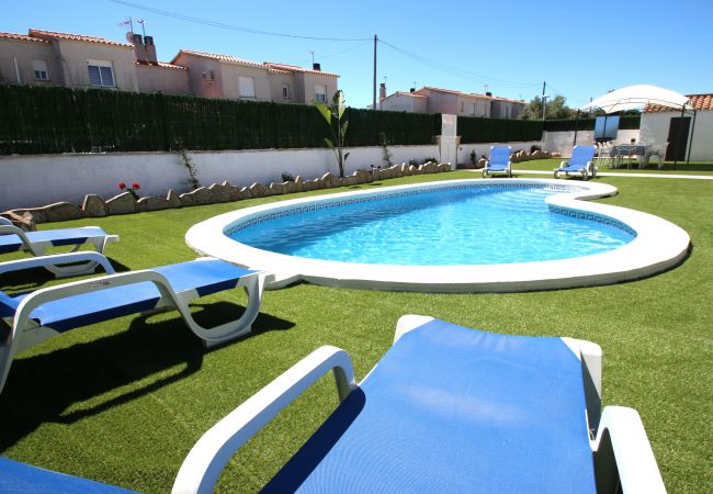 Вилла на Miami Playa - Villa Paradis Costa Dorada Вилла на Miami Playa - Villa Paradis Costa Dorada