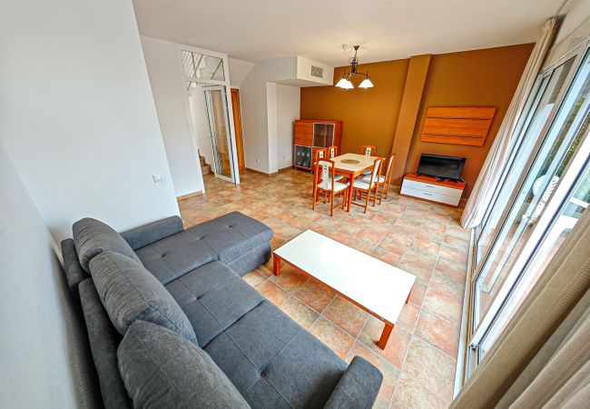 Дом на Salou - LAS CUMBRES 48 Дом на Salou - LAS CUMBRES 48