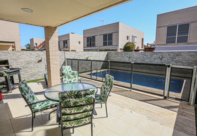 Вилла на Cambrils - VILLA MAS DEL REIG Вилла на Cambrils - VILLA MAS DEL REIG