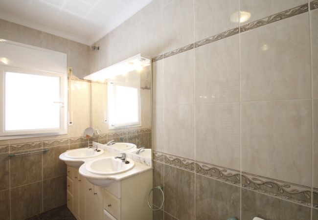 Вилла на Miami Playa - Villa Oasis Costa Dorada Вилла на Miami Playa - Villa Oasis Costa Dorada