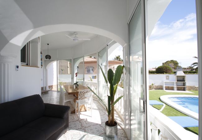 Вилла на Miami Playa - Villa Oasis Costa Dorada Вилла на Miami Playa - Villa Oasis Costa Dorada