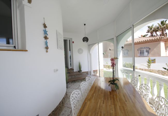 Вилла на Miami Playa - Villa Oasis Costa Dorada Вилла на Miami Playa - Villa Oasis Costa Dorada