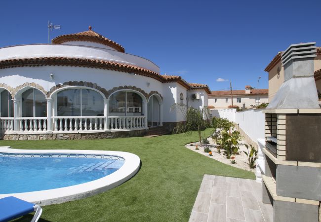 Вилла на Miami Playa - Villa Oasis Costa Dorada Вилла на Miami Playa - Villa Oasis Costa Dorada