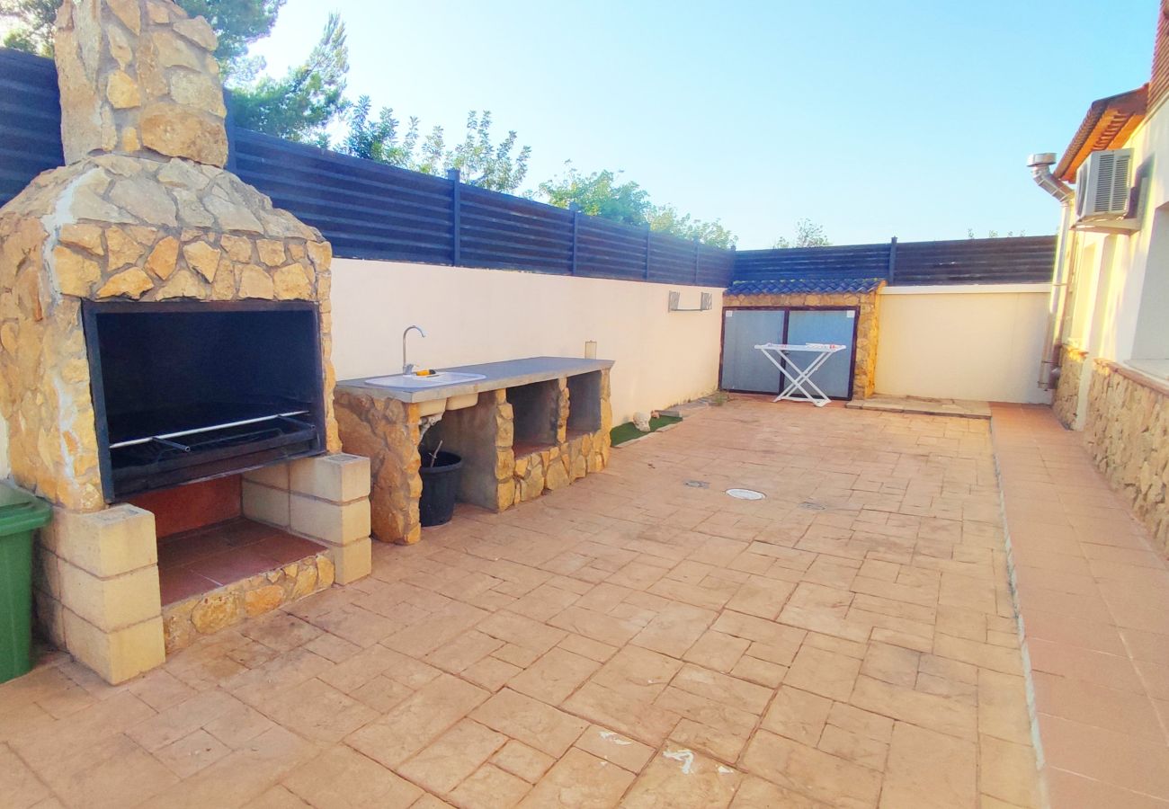 Вилла на Mont-Roig del Camp - Villa Luka by Parc Mont-roig