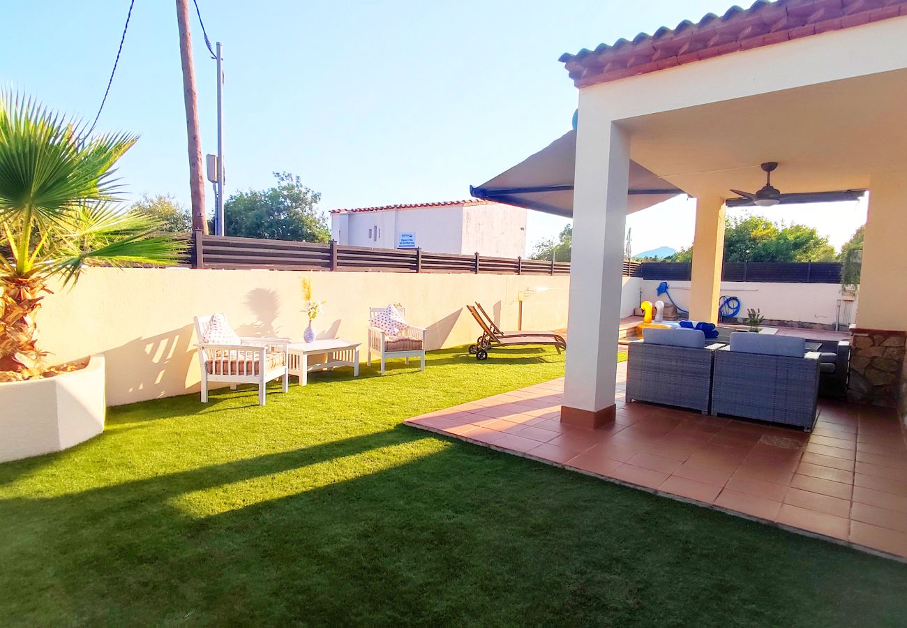 Вилла на Mont-Roig del Camp - Villa Luka by Parc Mont-roig