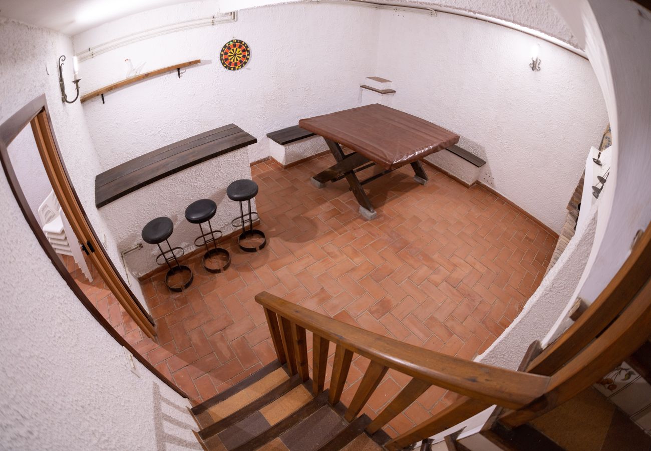 Дом на Камбрильс - CASA GLADIOLS